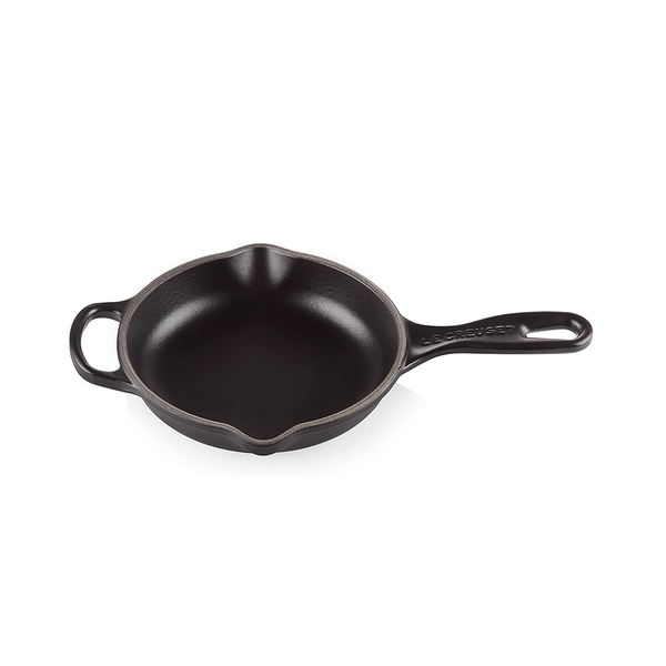 Le Creuset Signature Satin Black Cast Iron 16cm Round Skillet