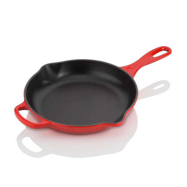 Le Creuset Signature Cerise Cast Iron 23cm Round Skillet-Queenspree