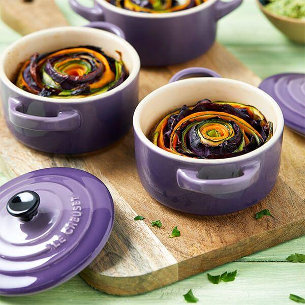 Le Creuset Ultra Violet Stoneware Petite Round Casserole – Queenspree